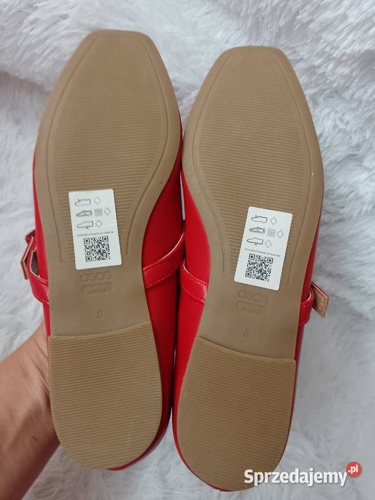 41 ASOS Design Czerwone baleriny z zapięciem z Asos małopolskie