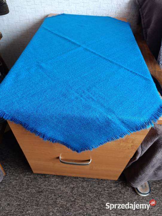 Czapka zimowa włóczkowa obrusik serweta na ławę Kraków