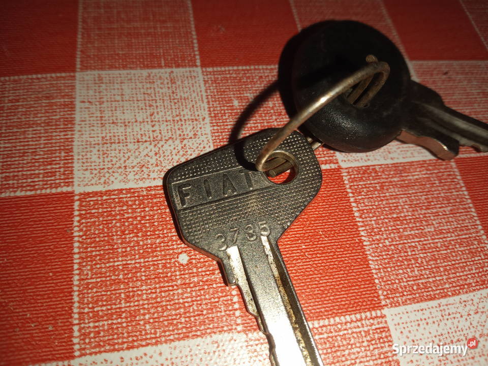 Kluczyki fiat 126p maluch original Augustów