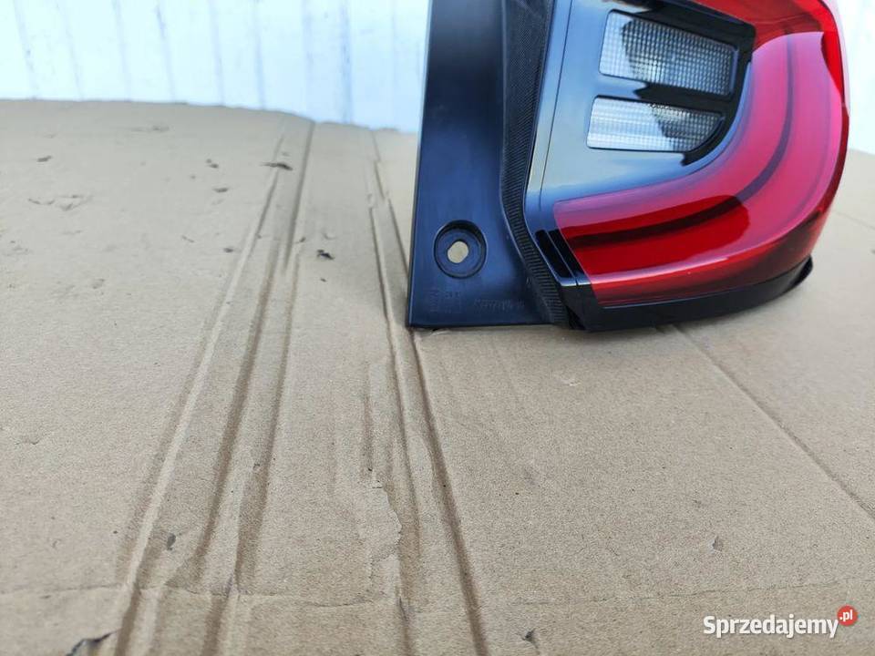 TOYOTA YARIS IV GR LED LAMPA PRAWA TYŁ sprzedam