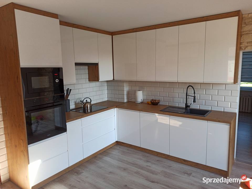 Meble kuchenne na wymiar kuchnia lakier akryl Częstochowa sprzedam