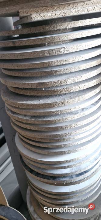 Sprzedam skrzynkistelaże na pufy Produkcja Nysa