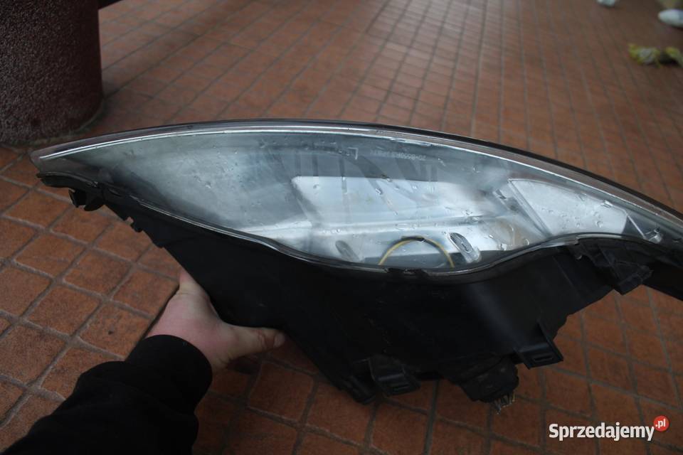 LAMPA LEWY PRZÓD EU FORD MONDEO MK4 PARUJE
