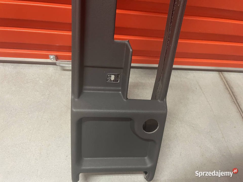 Nowy tunel środkowy Lancia Kappa Coup Radioodtwarzacze Warszawa