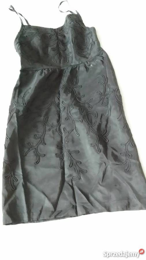 Sukienka na karnawal czarnaamerykanski materiał