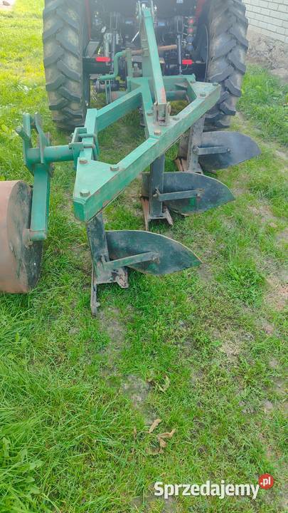 PŁug 3 skibowy średni Białobrzegi sprzedam