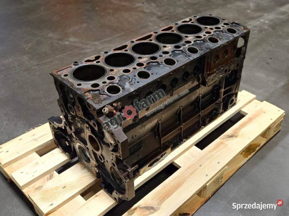 Blok silnika Agrotron 1807 1657 1507 165 Byków