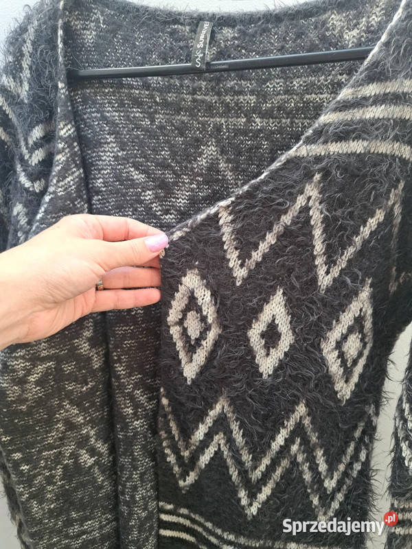 Miękki kardigan Sublevel w etniczne wzory S Trąbki Wielkie