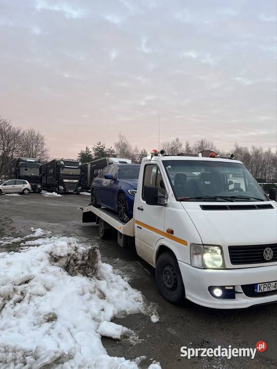 Pomoc drogowa 247 transport Karwin usługi moto