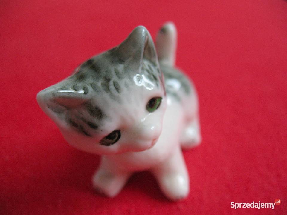 Kot młody kotek porcelana 5 x 6 x 3 Miniaturka mazowieckie