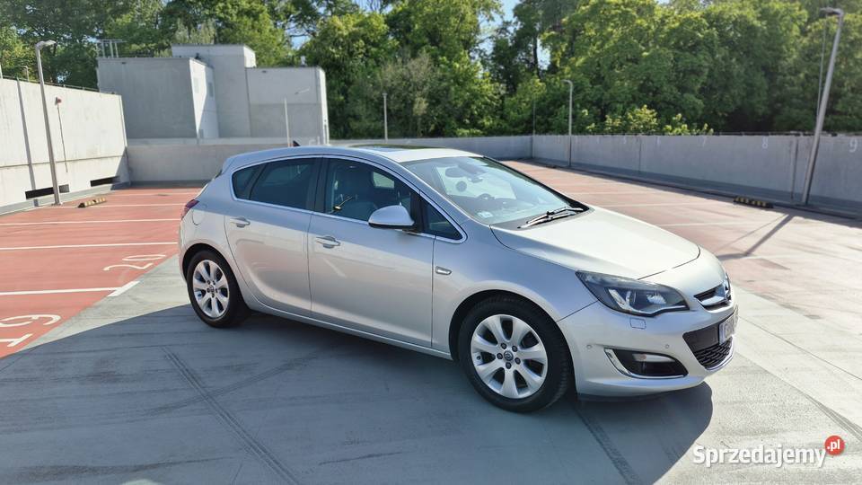 Opel Astra J 16 SIDI Executive Bydgoszcz