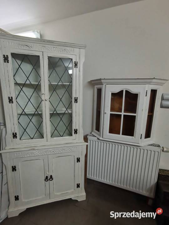 Przepiękne drewniane meble w stylu shabby chic