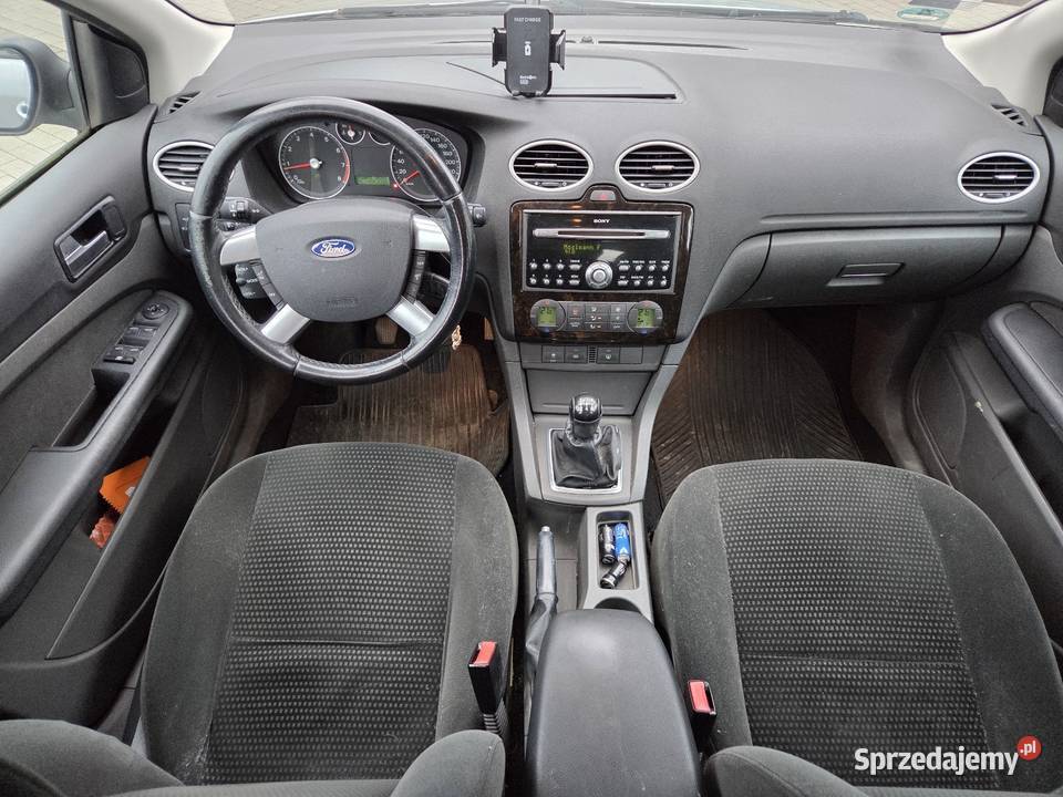 Ford Focus II Ghia 16 benzyna