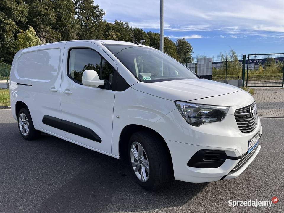 Opel Combo 12 Benzyna 110 2019 Polski Salon 1