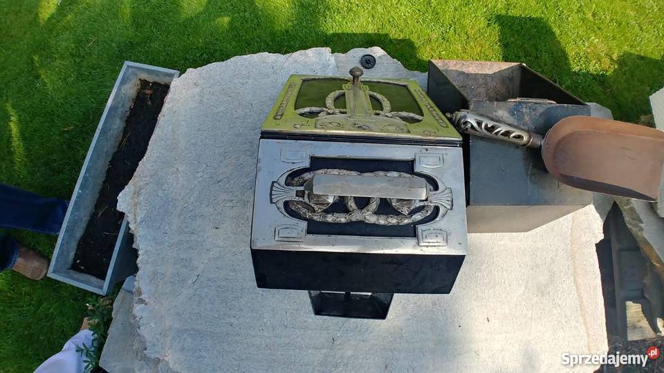 węglarka z ozdobną łopatką dolnośląskie Złoty Stok