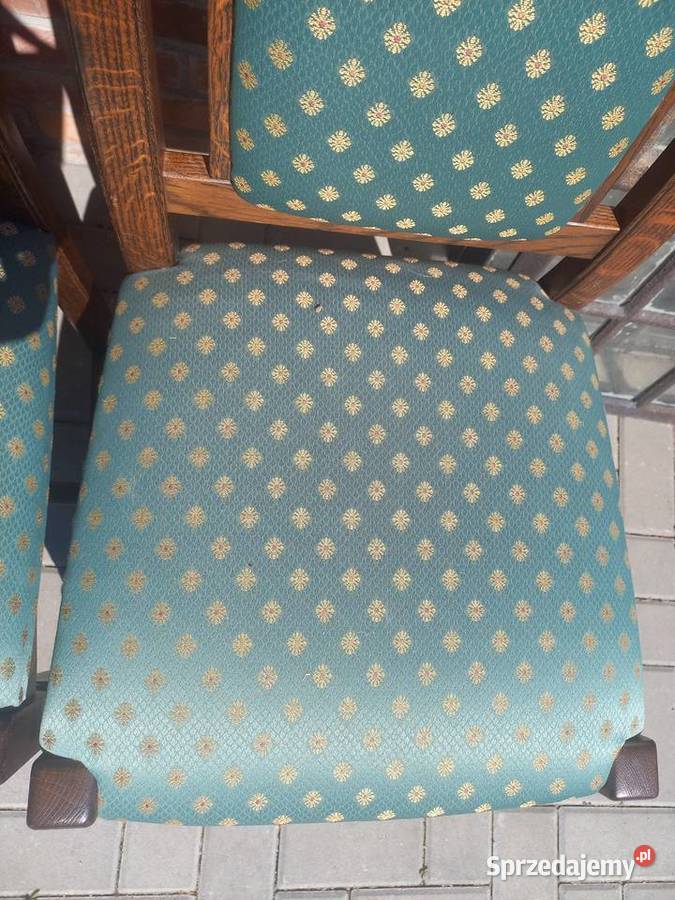 Krzesła dębowe drewniane zmateriałową tapicerką zachodniopomorskie Gawroniec