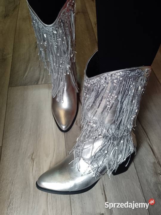 42 Srebrne bogato zdobione frędzlami Kozaki Kraków sprzedam