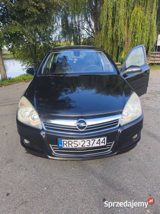 Opel Astra H 1cm3 Astra podkarpackie Dąbrówka Starzeńska