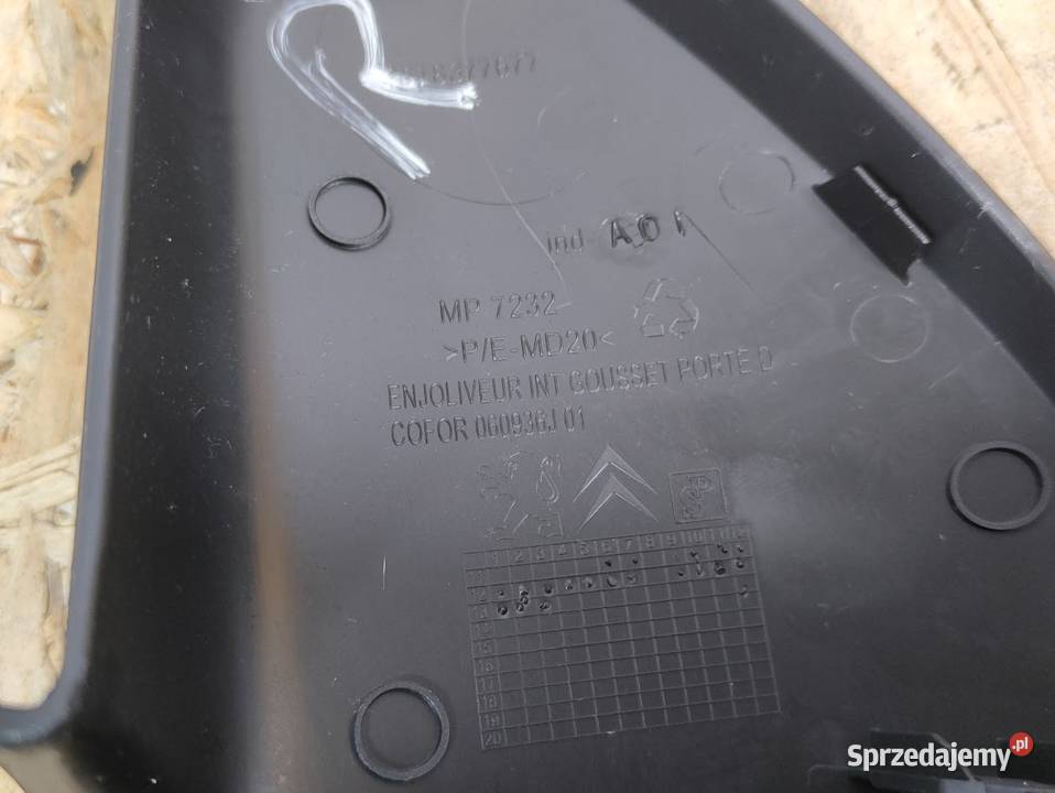 Osłona Trójkąt Lusterka Prawy Przód Citroen C Pleszew