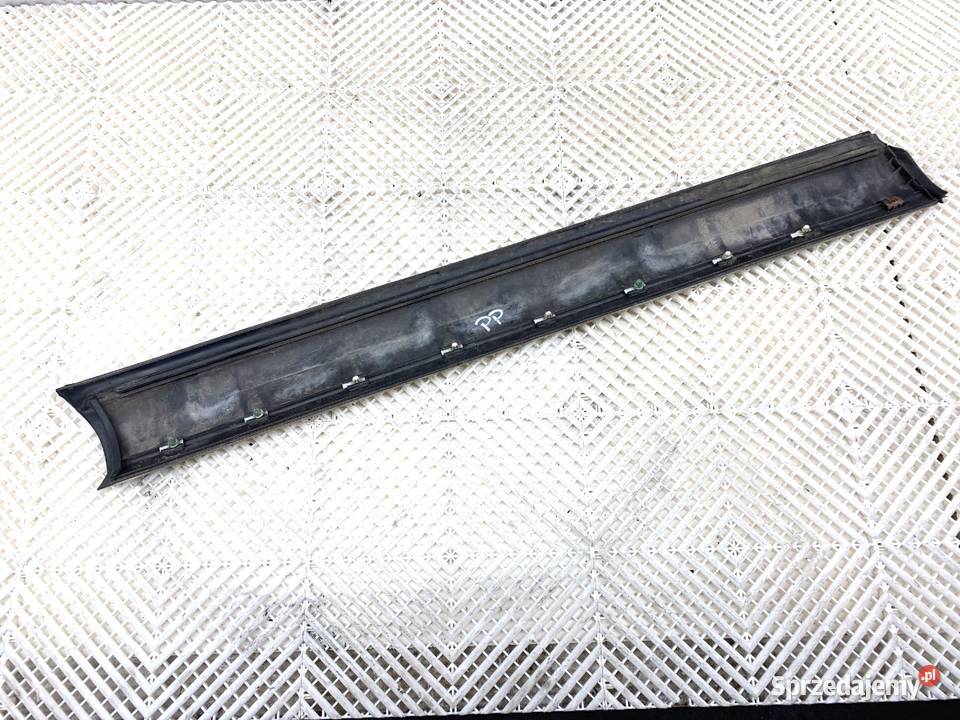 LISTWA DRZWI PRAWY TYŁ VW TOUAREG SUV 0213 osobowe