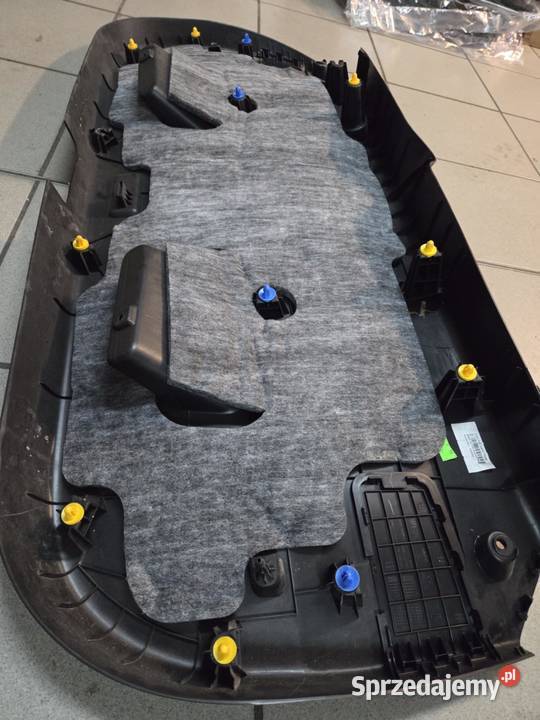 KIA CEED II JD tapicerka klapy tył 81750A2200WK osobowe Wyposażenie wnętrza