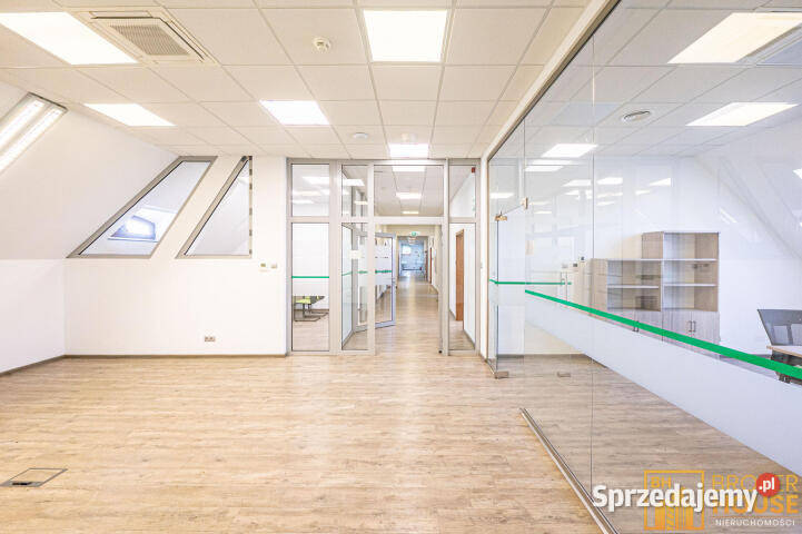 Lokal Nowa Wieś Mała 450m2 parking sprzedam