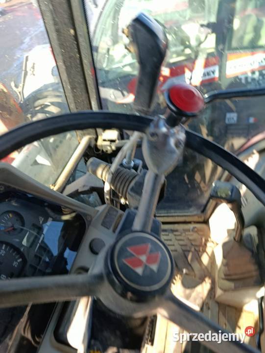 Massey Ferguson 6150 z turem Siedlce