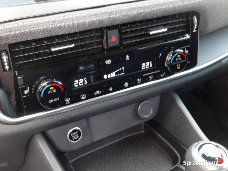 Nissan Qashqai Fabrycznie NOWY faktura VAT III wielofunkcyjna kierownica Nowy Sącz