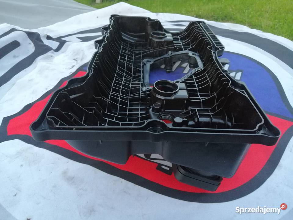 Bmw e46 lift n46pokrywa zaworów oryginał idealna Aleksandrów Łódzki sprzedam