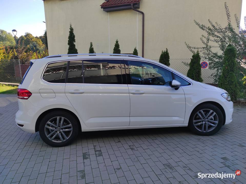 Volkswagen Touran 15 TSI 150 Highline 4 lata czujnik martwego pola Touran Pruszcz Gdański