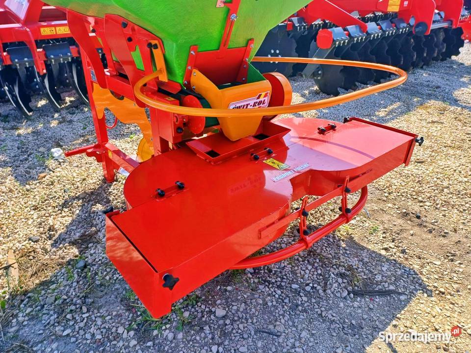 Rozsiewacz taśmowy KŁOS Rozsiewacz wapna nieuszkodzony łódzkie Kolonia Gorzędów sprzedam