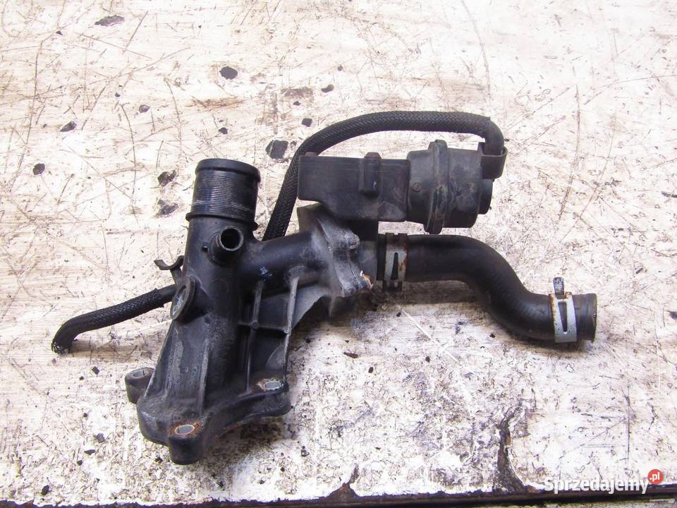 OBUDOWA TERMOSTATU 16 DCI NISSAN QASHQAI J11