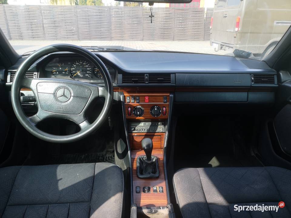 Mercedes w124 kombi Doinwestowany do jazdy elektryczne lusterka Łuków