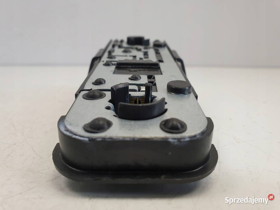 Nissan Almera N16 0003r LEWY WKŁAD TYLNEJ LAMPY Rudka