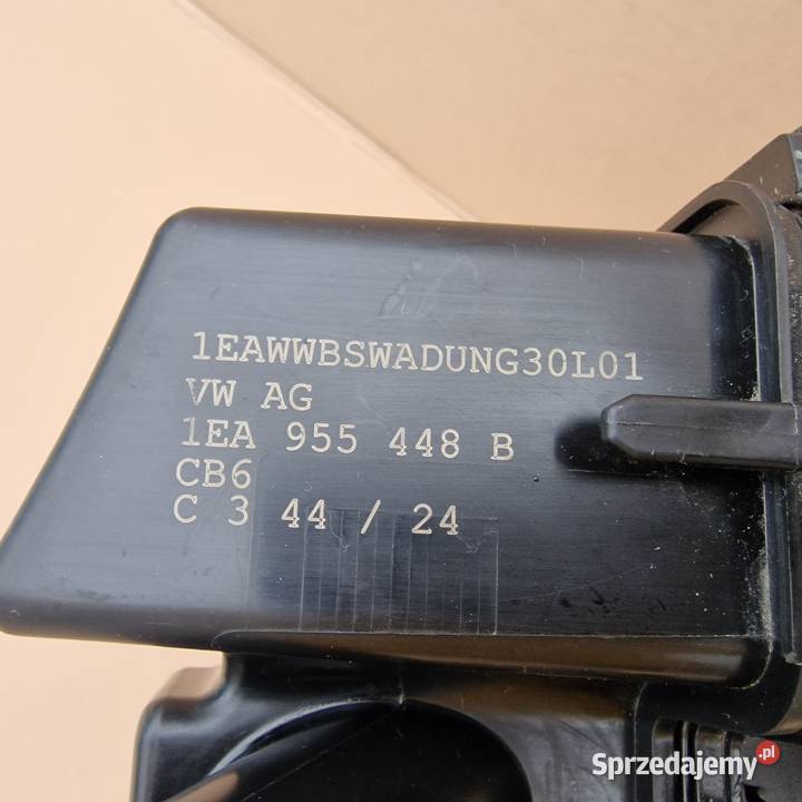 VW ID3 SKODAA FORD CAPRI ZBIORNIK SPRYSKIWACZYA lubuskie