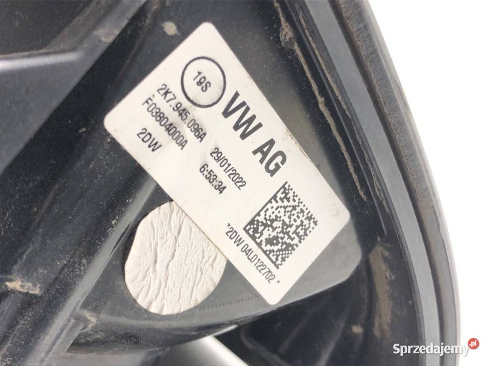 LAMPA PRAWY TYŁ VW CADDY V 2K7945096A Minivan Motoryzacja sprzedam