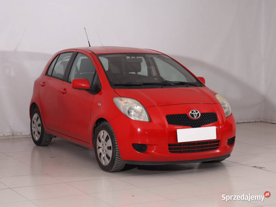 Toyota Yaris 13 sprzedam