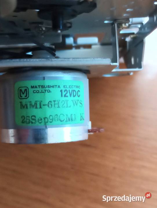 KOMPLETNA MECHANIKA DO MAGNETOFONU DWUKASETOWEGO Magnetofony Wieliczka sprzedam