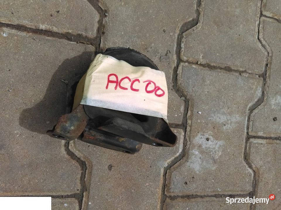 HONDA ACCORD 2000 ŁAPA SILNIKA TYŁ Kozubszczyzna