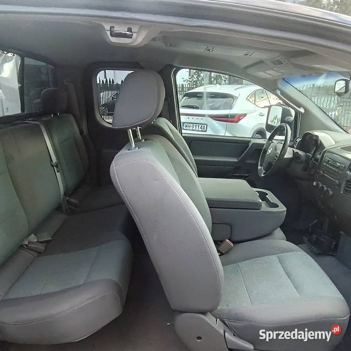 Nissan Titan 56 2006 r V8 4X4 Niski przebieg benzyna Warszawa