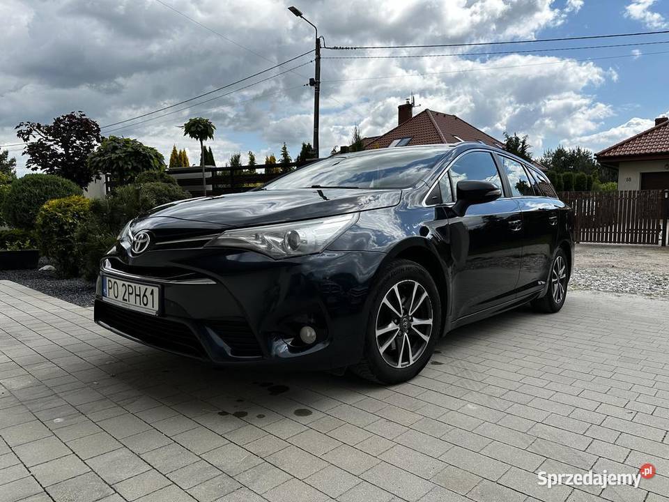 Toyota Avensis 18 Premium MS Salon Polska PBLPG aluminiowe felgi mazowieckie