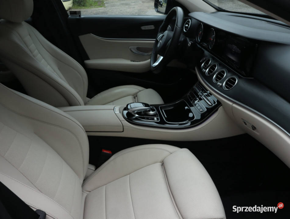Mercedes E E 220 d Piaseczno