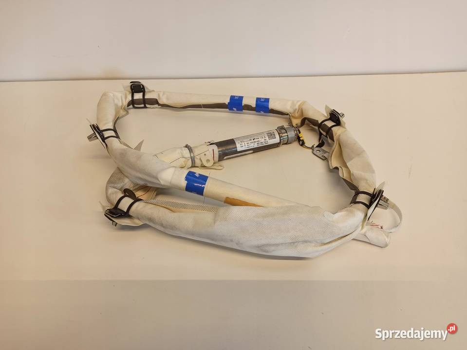 AUDI A4 B8 KURTYNA PRAWA 8K0880742B osobowe sprzedam