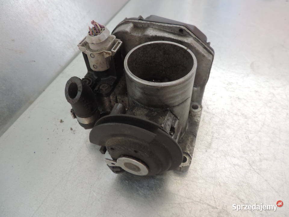 PRZEPUSTNICA VW GOLF 4 14 16V 030133064F Nowy Sącz