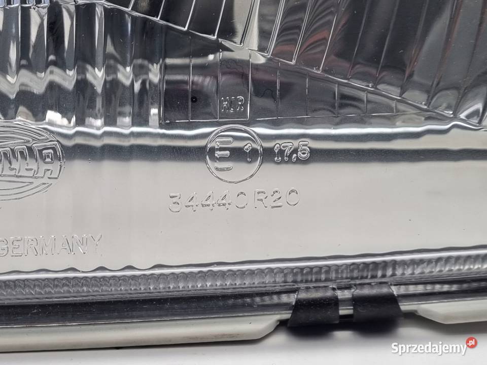 LEWA LEWY Ford Sierra 8290r PRZEDNIA LAMPA PRZÓD osobowe Chełm