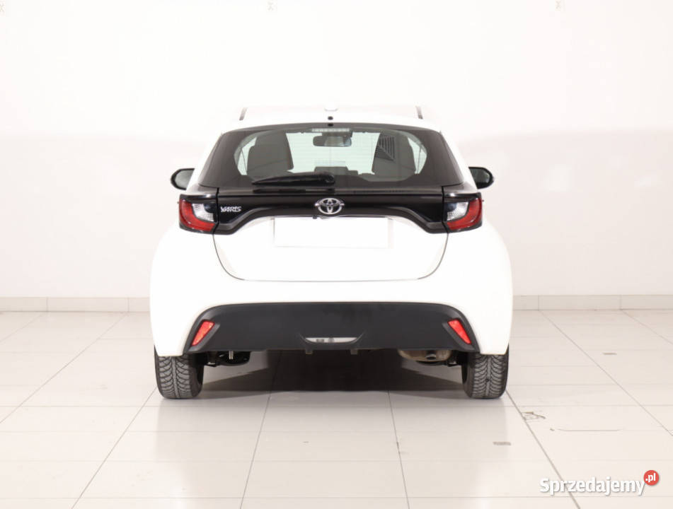 Toyota Yaris 15 VVTi nieuszkodzony Piaseczno