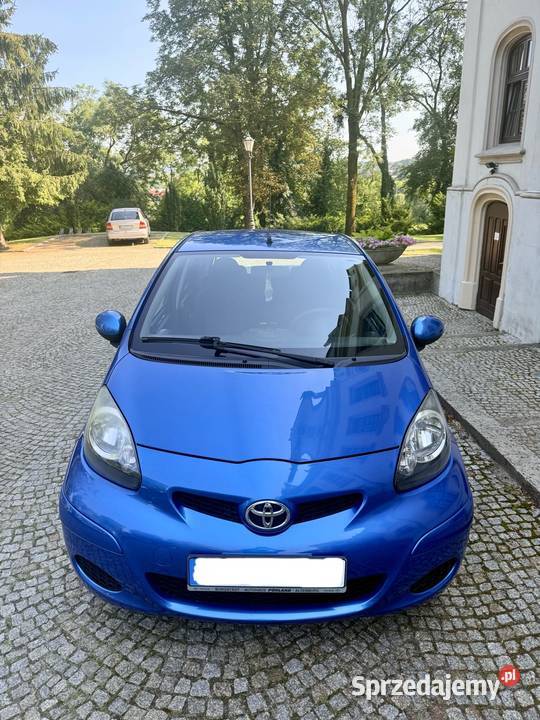 Toyota AYGO 10 Benzyna 2011 95 Klimatyzacja radio Jasło