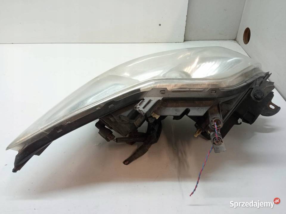LAMPA PRZÓD LEWA EU SOCZEWKA 8117002460 Toyota świętokrzyskie