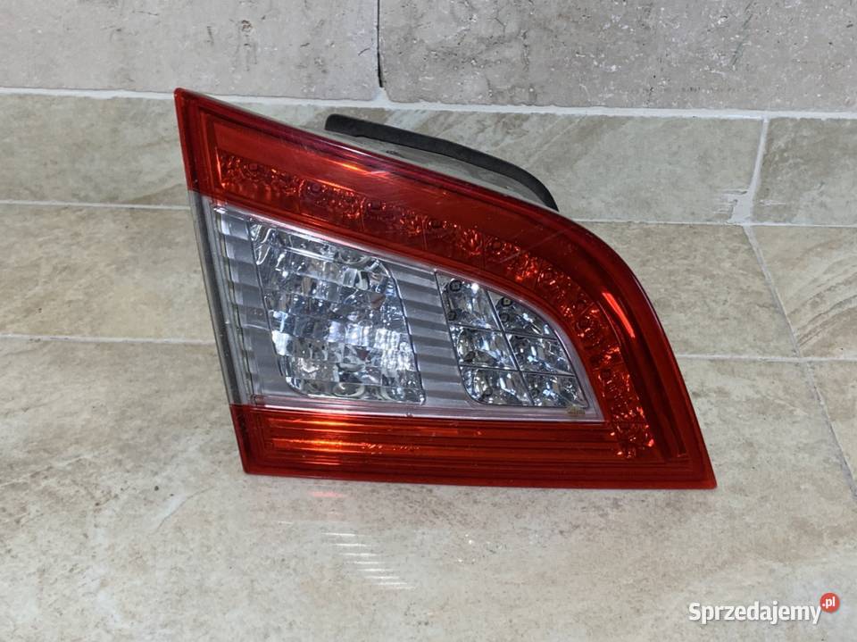 PEUGEOT 508 I LAMPA LEWA TYLNA W KLAPE małopolskie Barwałd Dolny