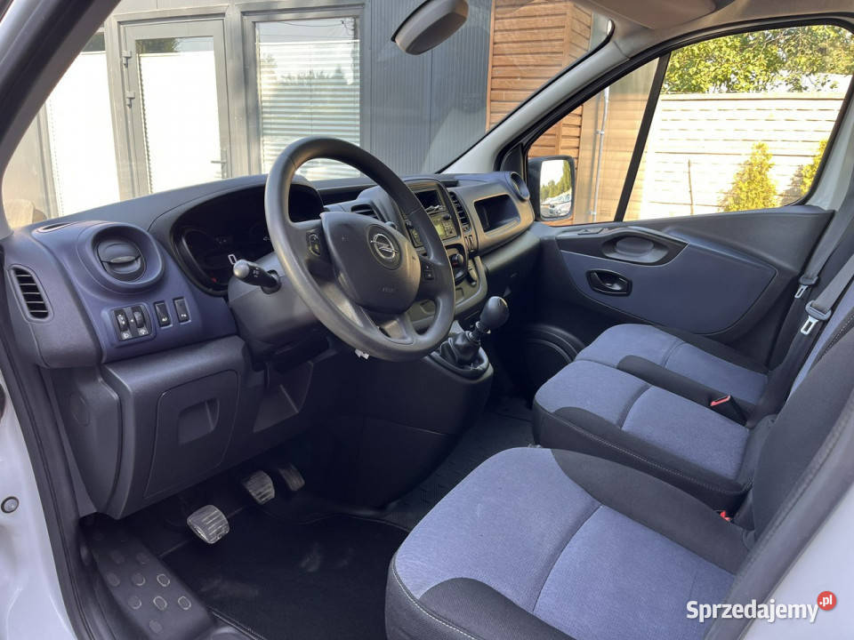 Opel Vivaro 16 1wł LONG PRZEDŁUŻANY Traffic śląskie Częstochowa sprzedam